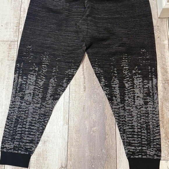 $198 NWT Adidas MENS ‘ZNE Pulse Knit’ Pants Jogger Bottoms - Size M - Picture 13 of 15